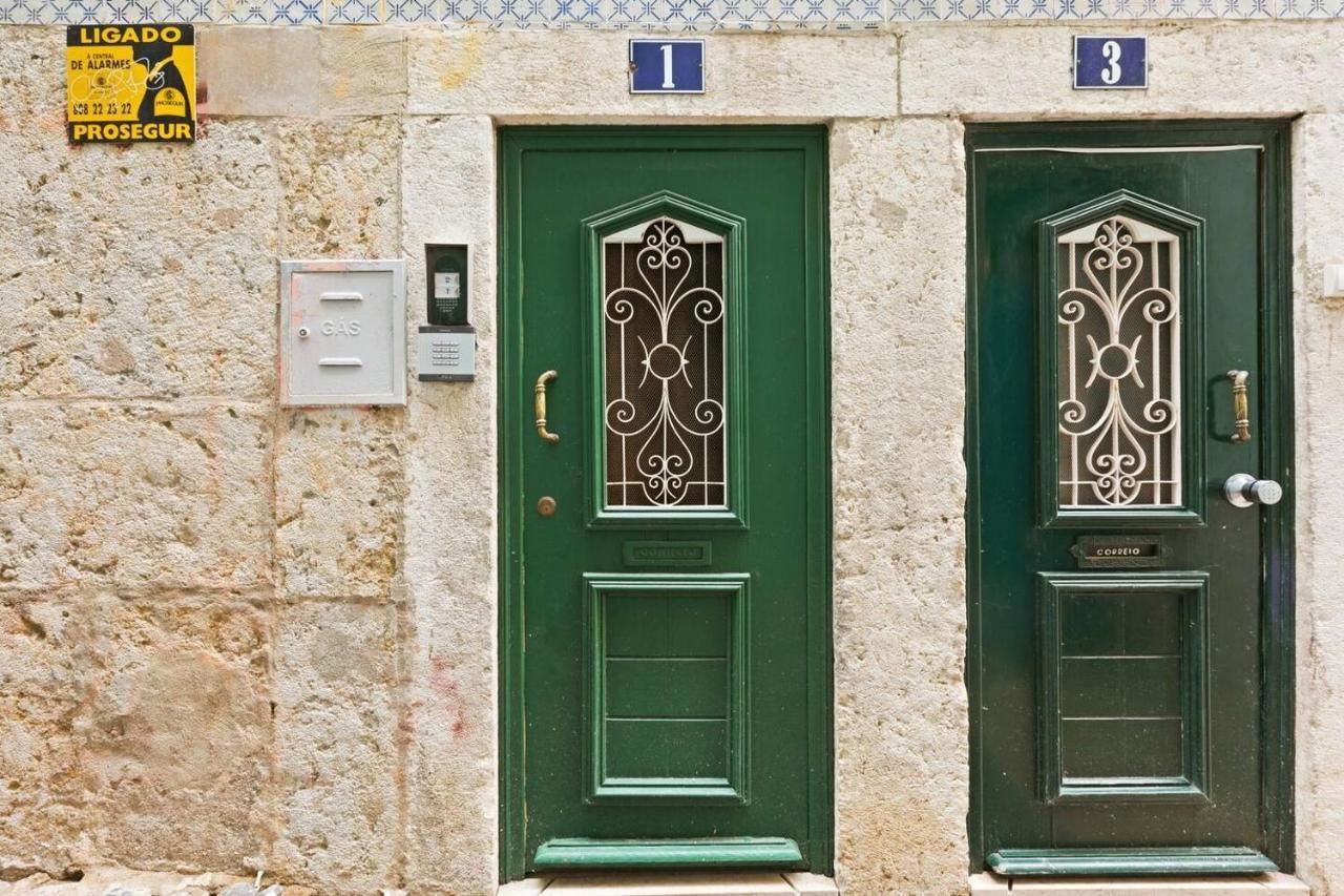 2 Bedroom, 2 Bathroom Apartment - Travessa Da Madalena Lissabon Exterior foto